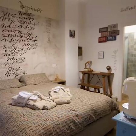 Bed Art Relaxing Suite - Appartamento Con Sauna Happiness Suite Gallery サン・ベネデット・デル・トロント エクステリア 写真