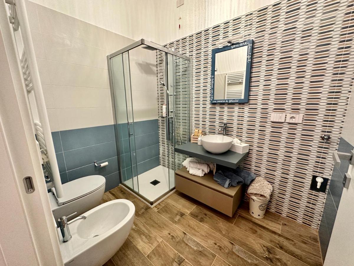 Bed Art Relaxing Suite - Appartamento Con Sauna Happiness Suite Gallery サン・ベネデット・デル・トロント エクステリア 写真